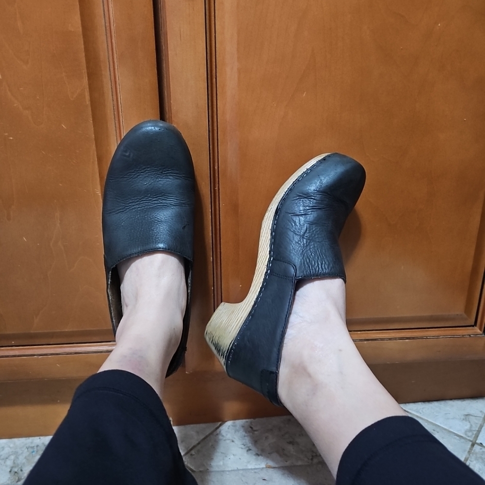 Dansko Leather Clogs Size 39 - Picture 2 of 11